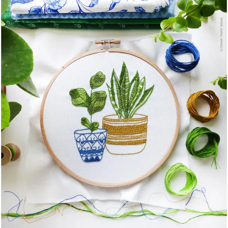 Kit broderie plantes d’intérieur bleu et vert, 21 x 21 cm : vue 1