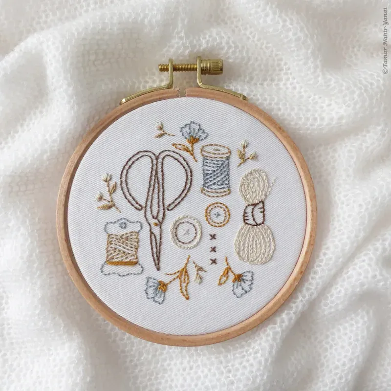 Kit broderie scènes du quotidien Tamar Ny, 16 x 16 cm : vue 1