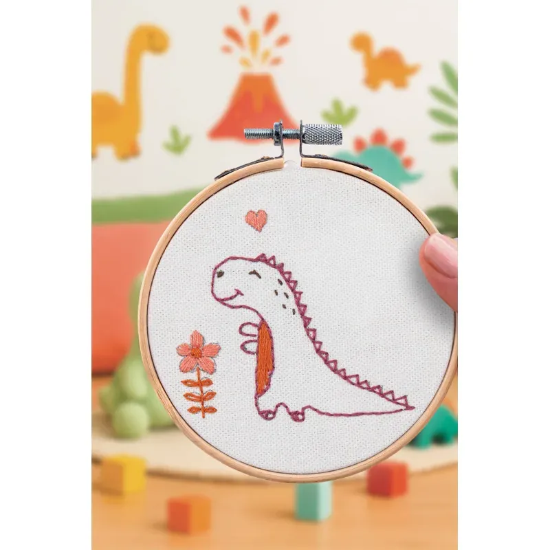 Kit broderie traditionnelle petit dino décoratif : vue 1