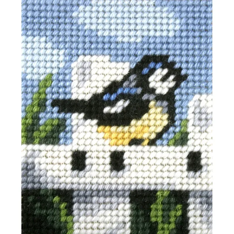 Kit canevas enfant oiseau sur la barrière, 17 x 20,5 cm : vue 1