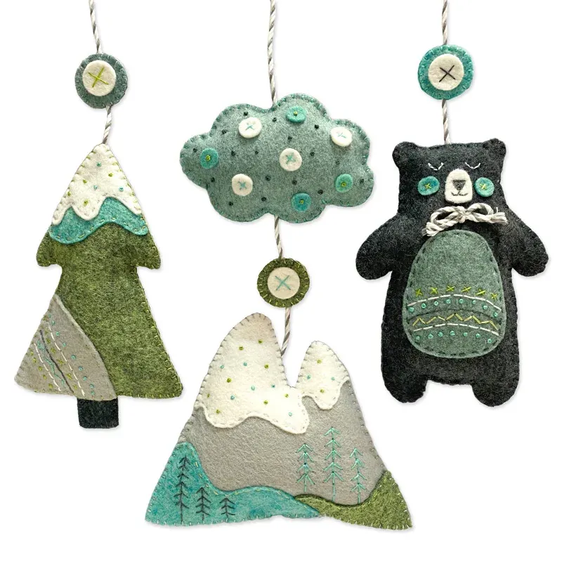 Kit feutrine mobile montagne pour chambre de bébé : vue 1